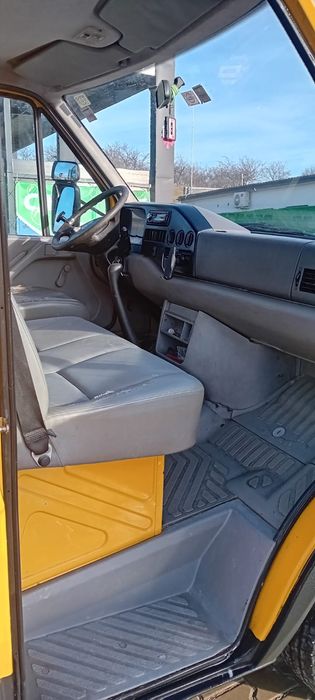 Volkswagen LT28 7 locuri