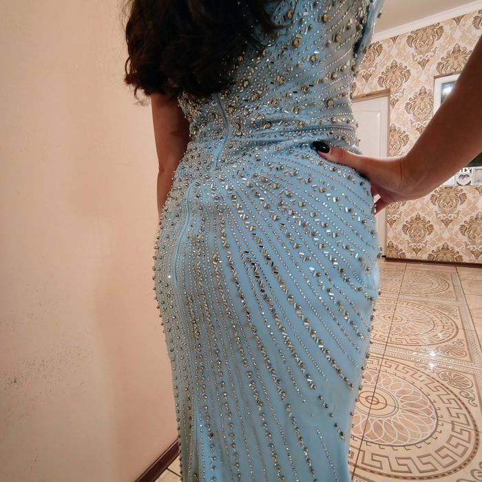 Бална рокля страничен шлейф