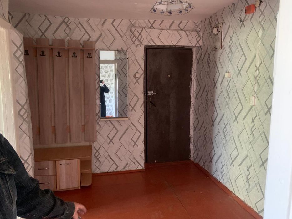 Сдам 2х ком квартиру в двухэтажке