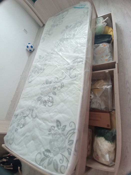 Кровать новая ...