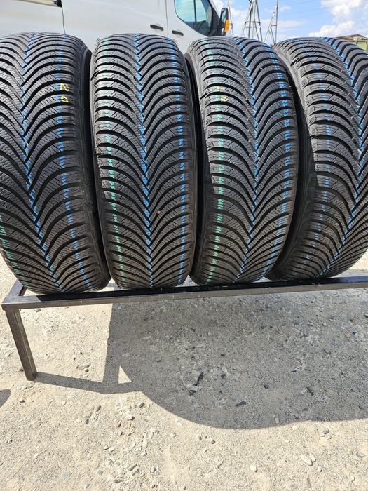 Vând anvelope iarna 205/60/16 205/60r16 MICHELIN