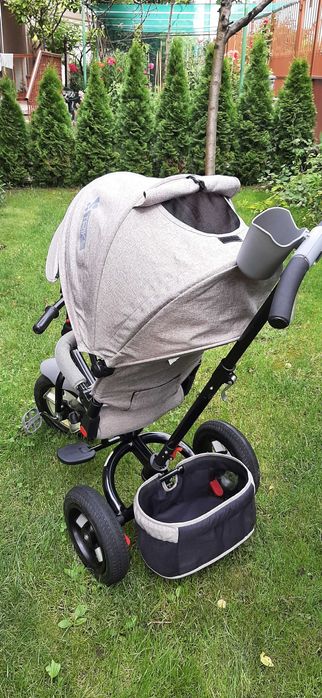 Триколка със сенник и въртяща се седалка JAGUAR