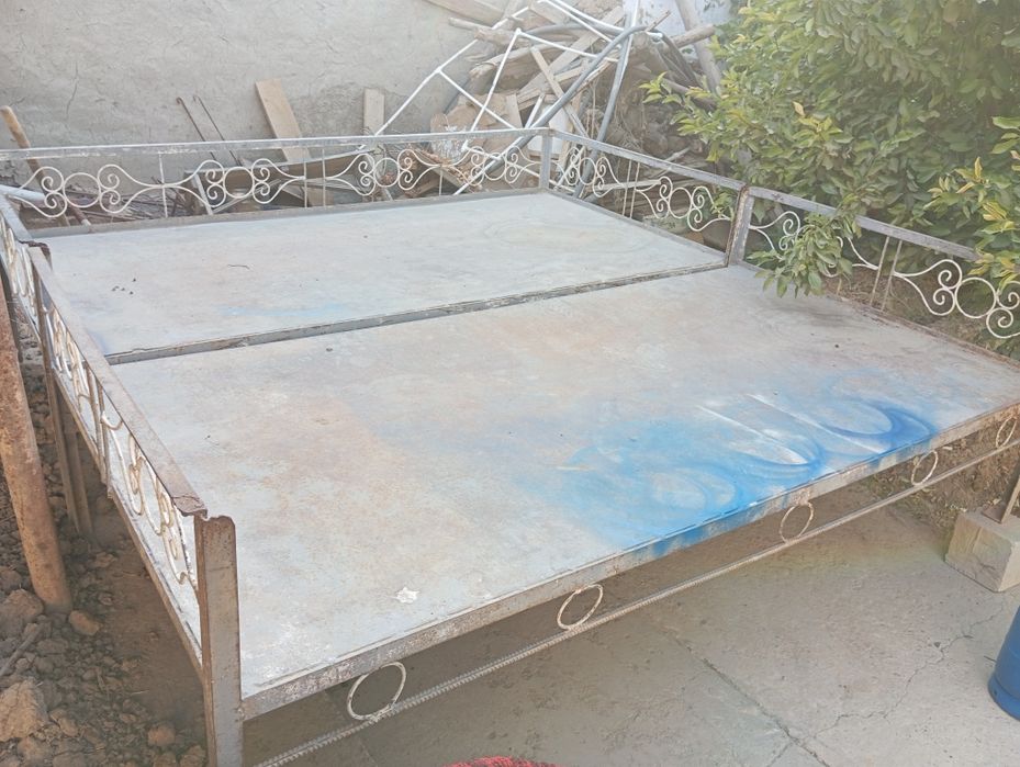 Тапчан Чорпоя сотилади