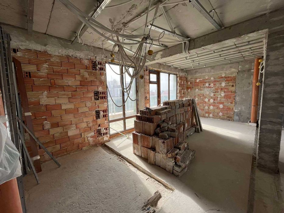 Продава се Многостаен апартамент в Поморие - 276 кв.м за 259 €/кв.м - Снимка #4