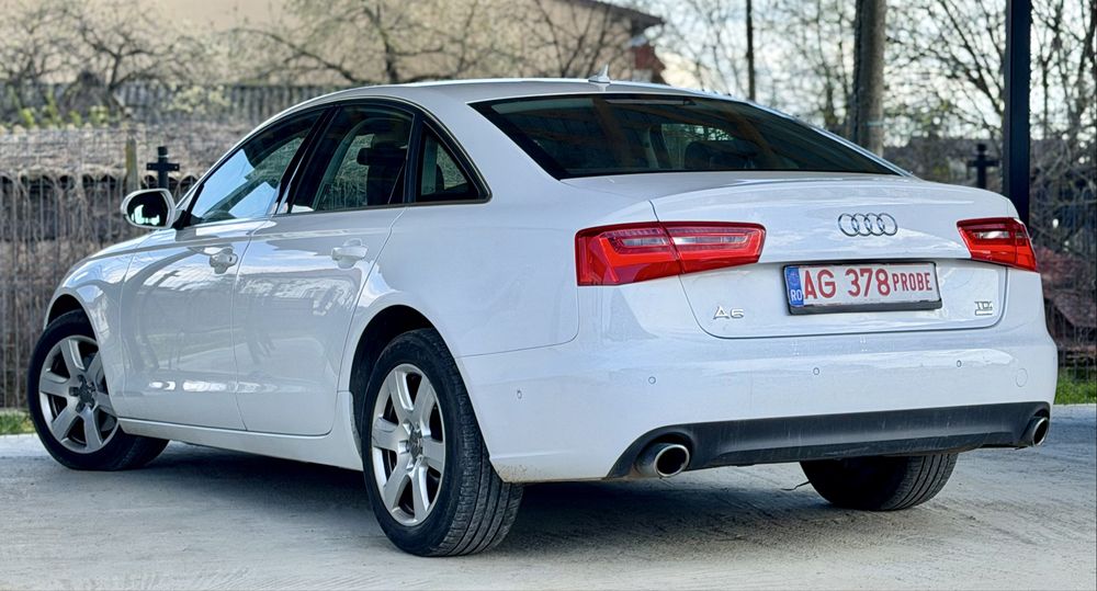 Audi A6 2015 2.0d 190cp distronic lane assist blind spot led rate/leasing