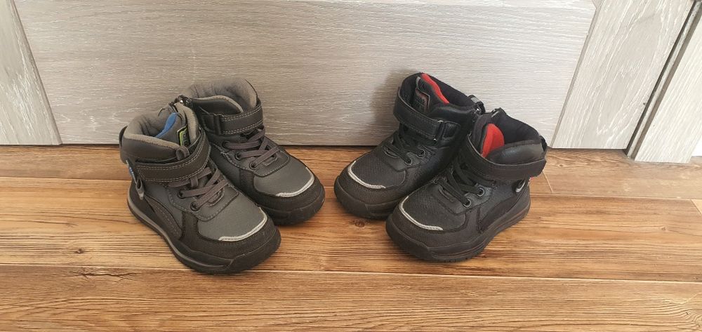 Продам детскую обувь