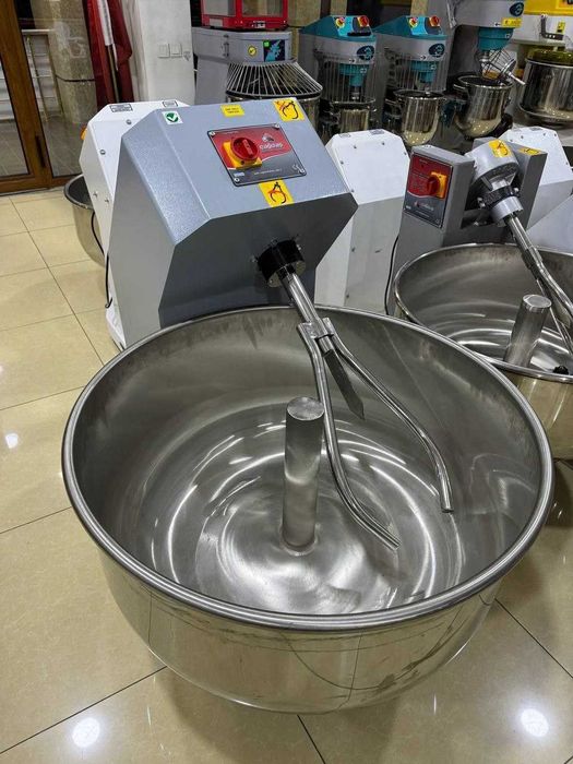 Techno Worldda ishlab chiqarilgan meshalka