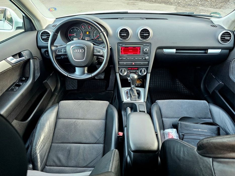 Audi A3 S-line Automat 2.0 tdi 170 cp  Euro 5 Variante +-