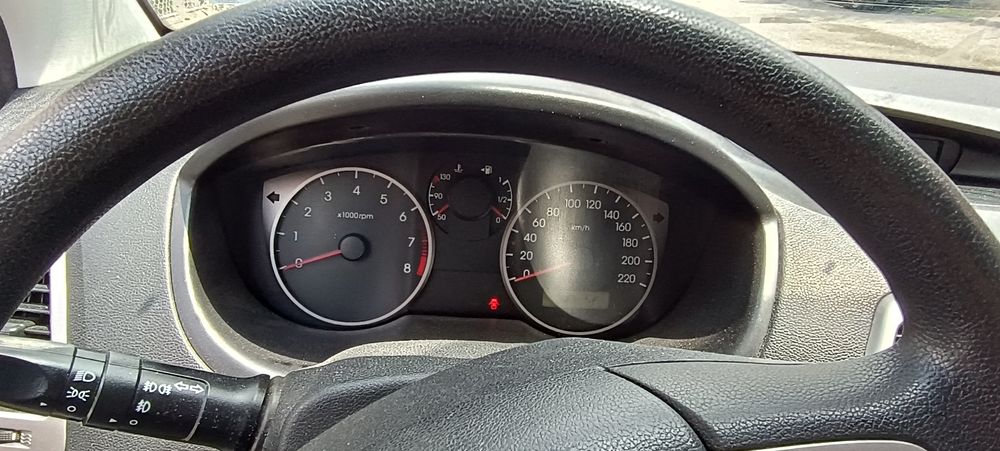 Продавам Хюндай и20
