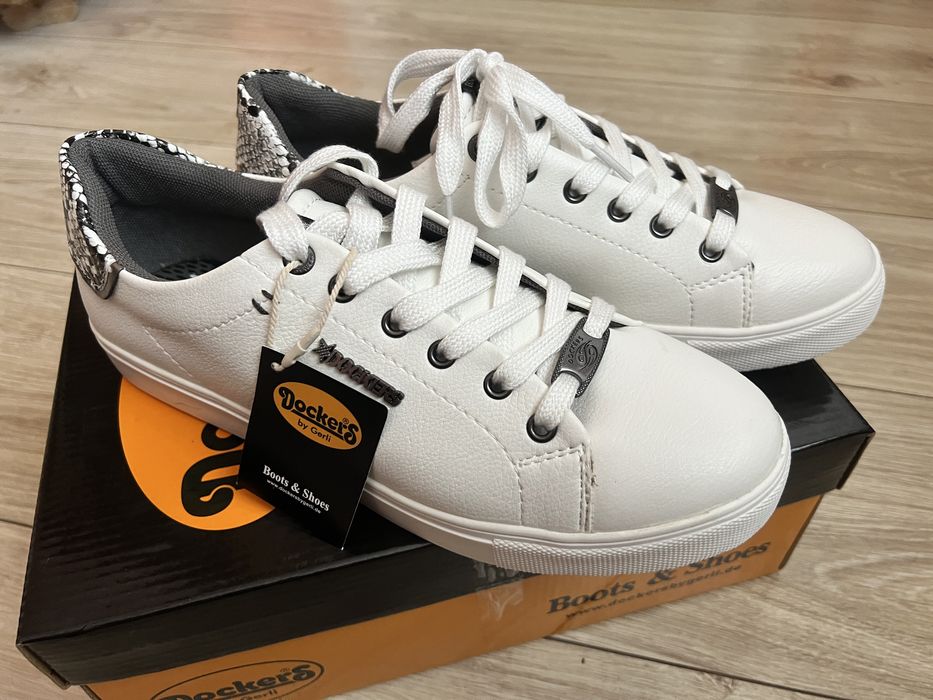 Дамски кецове Dockers by Gerli