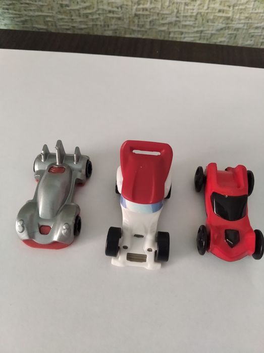 Фигурки из Лего.. Киндеры.