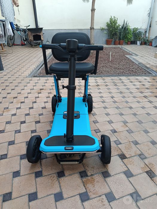 Oʻrindiqli 4 gʻildirakli elektr skuter