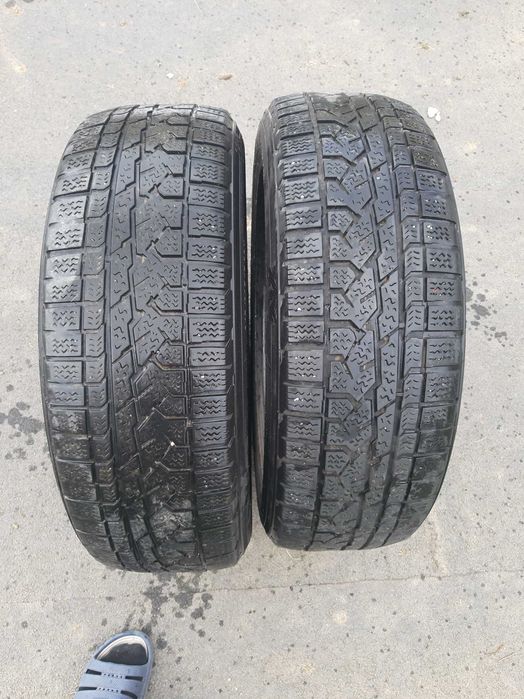 Vand 2 buc.   anvelope iarna      215/60/17 KUMHO