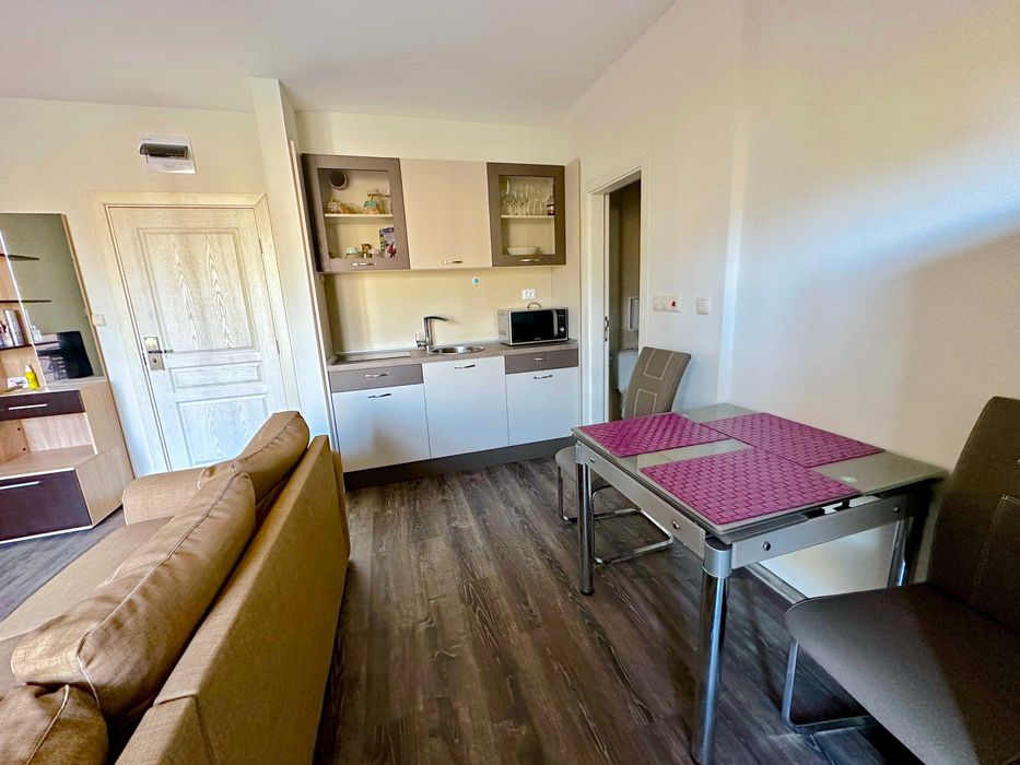 Продава се Тристаен апартамент в к.к. Слънчев бряг - 63 кв.м за 1554 €/кв.м - Снимка #4