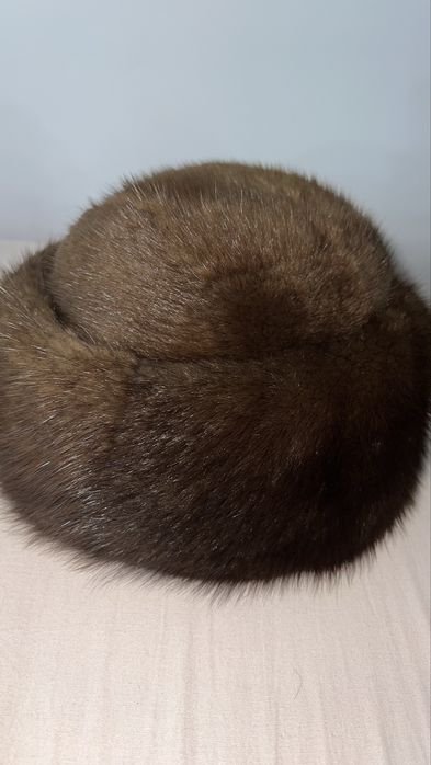Caciula dama din blana naturala de bizam