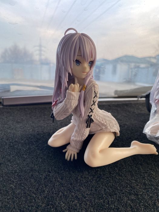 Игрушка/фигурка на багажник машины