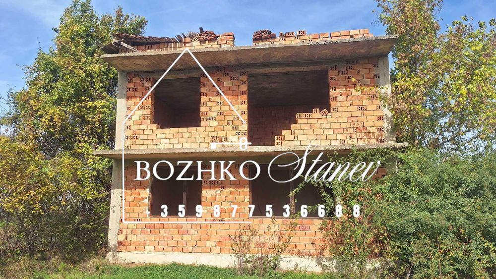 Продава се Парцел в с. Горен чифлик, Област Варна - 200 кв.м за 161 €/кв.м - Снимка #1