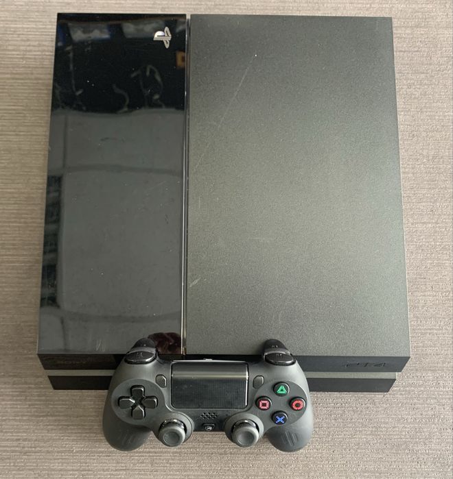 PS4, Playstation 4  500 GB - 130.38€ (255.00 лв)