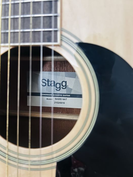 Гитара Stagg 6стр в отличном состояние