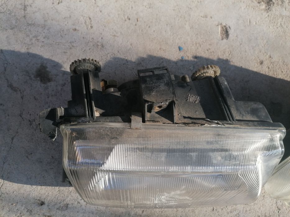 Фарове за Volkswagen Polo и на Seat Cordoba и Seat Ibiza, от 98 - 2000