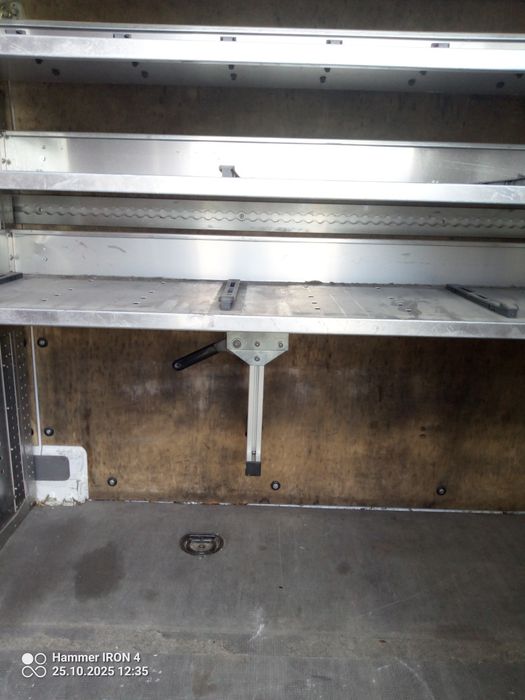 Стелаж за бус или работилница