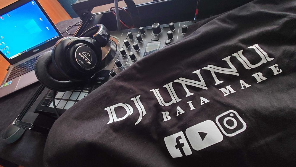 Dj UNNU - Sonorizare, efecte lumini, fum greu