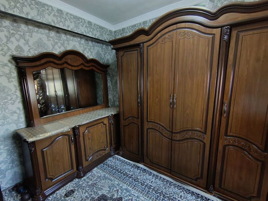 Navoiy shahrida qulay 2-xonalik kvartira sotiladi!