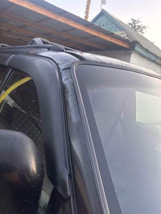 Mitsubishi montero sport 2002год