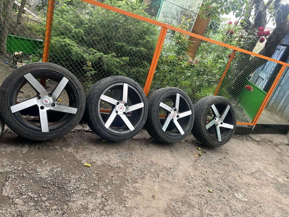 Продам диски с резиной