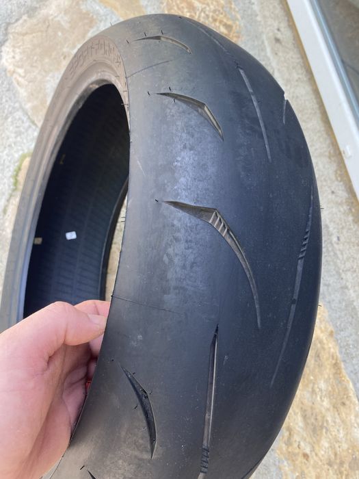 Комплект гуми за мотор