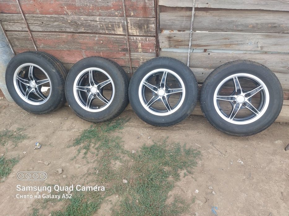 Продам колеса для авто.