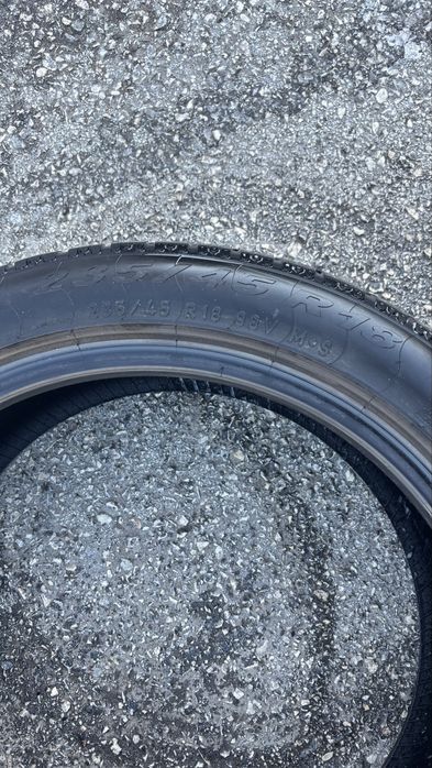 Зимни гуми 235/45/18 PIRELLI