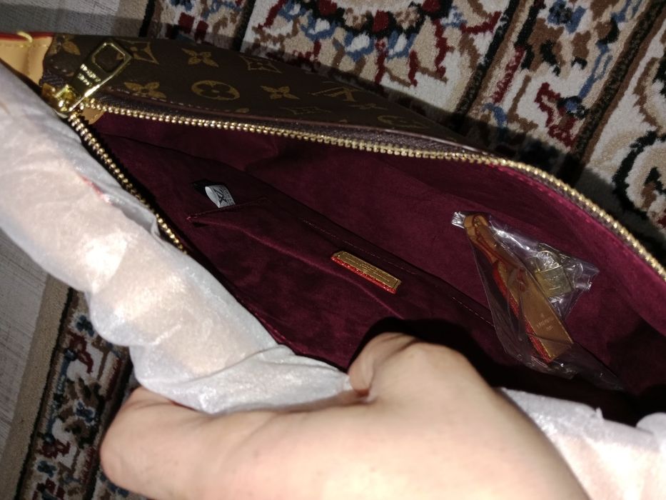 Продам стильную сумочку LOUIS VUITTON