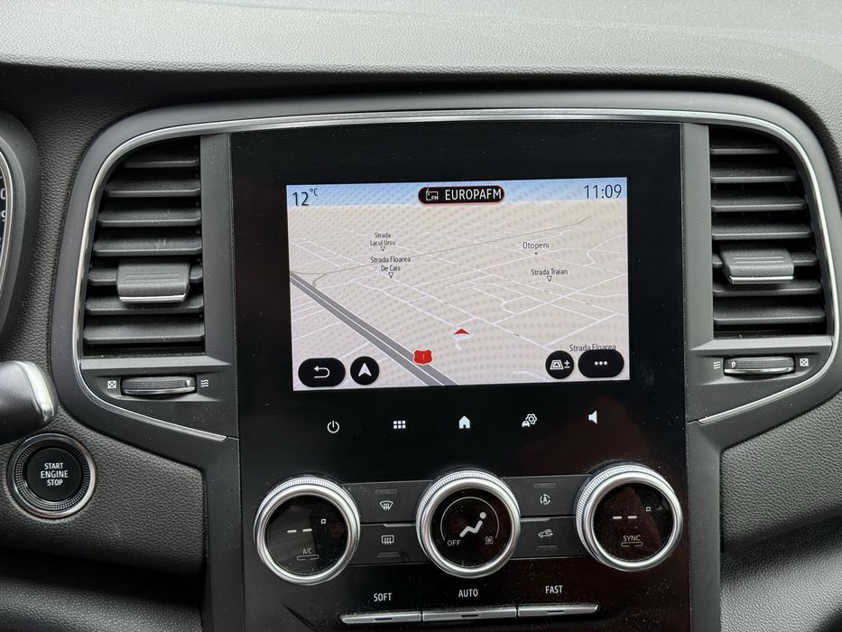 Renault Megane IV Facelift 1.5 DCi 116cp 2022 LED • NAVI • Pilot