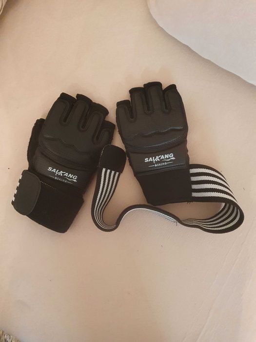 Полупръстови боксови ръкавици за фитнес