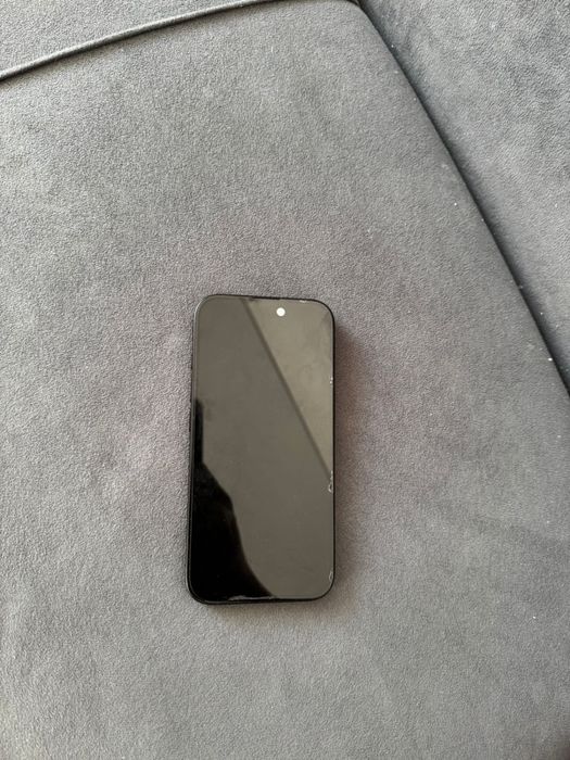 Продам айфон 16.