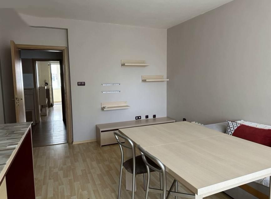 Дава се под наем Двустаен апартамент в София, Дружба 1 - 63 кв.м за 687.99 € - Снимка #2