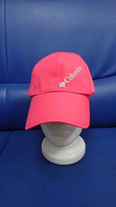 Фирменная кепка COLUMBIA новая 100% оригинал . Привозная из Европа.