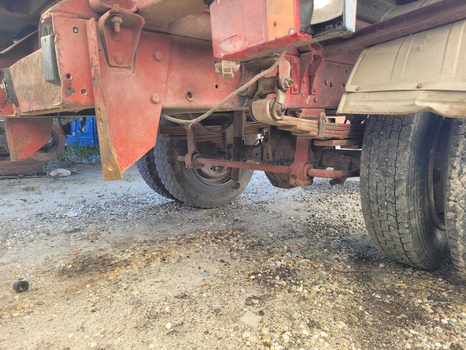 Sasiu remorca basculabila pe 3 laturi