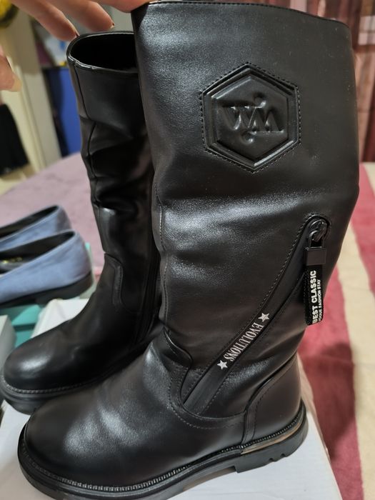 Продается детская и взрослая обувь б/ у