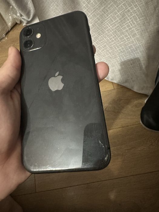 продам iphone 11