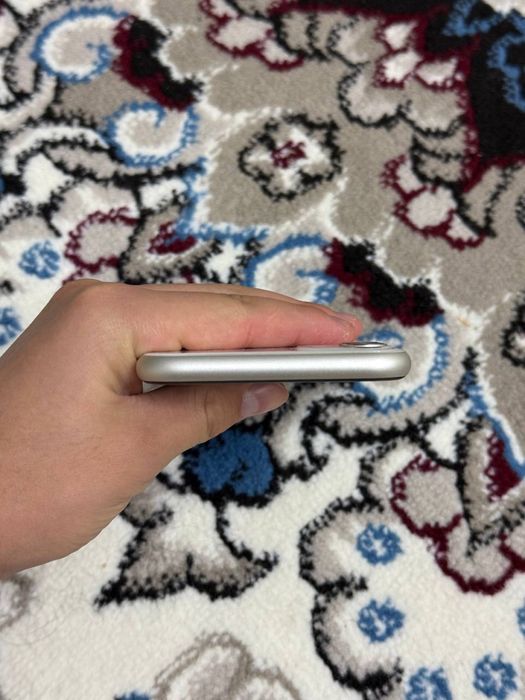 iPhone 11 oq rangda