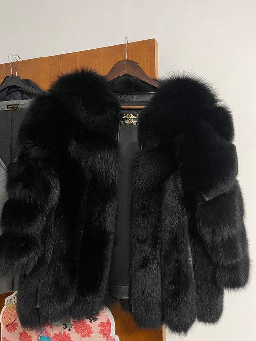 Haina de blana, noua, purtata odata.