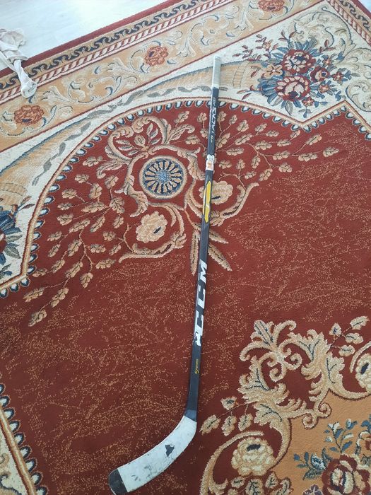 Хоккей,коньки,клюшка