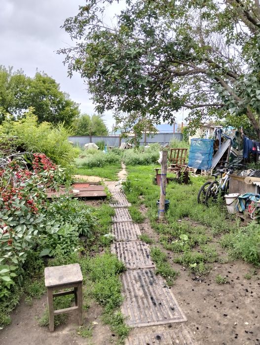 Продам землю с домом