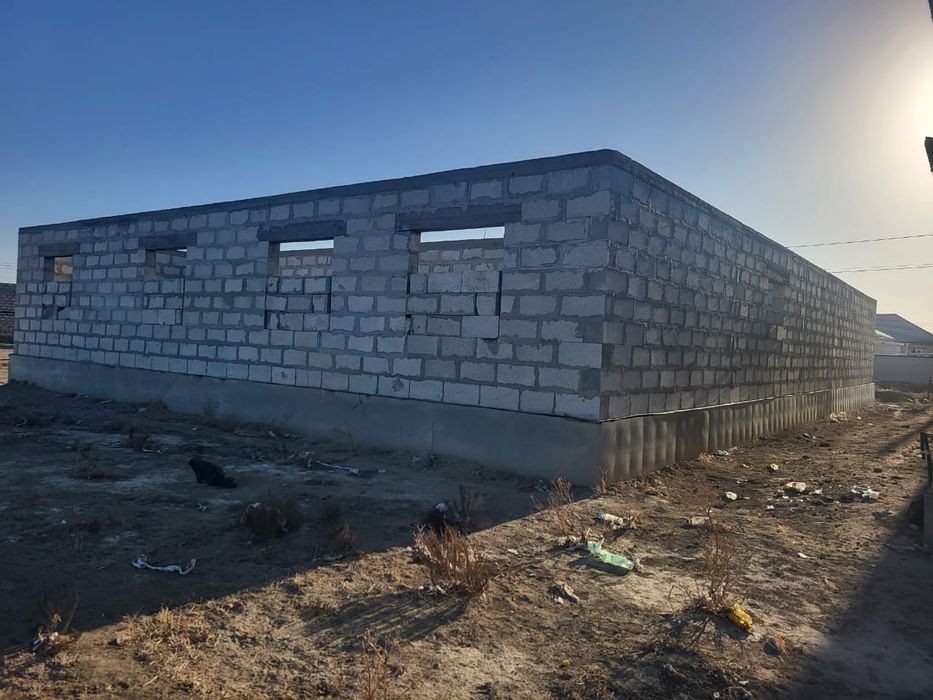 Атыраудан тез арада үй сатылады.