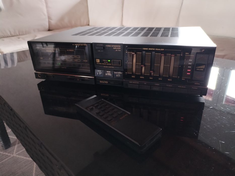 Amplificator Stereo Vintage Sanyo JA 7110 (Made in Japan)