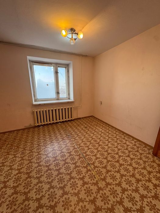 Срочно 2 ком.кв. Район 8школы