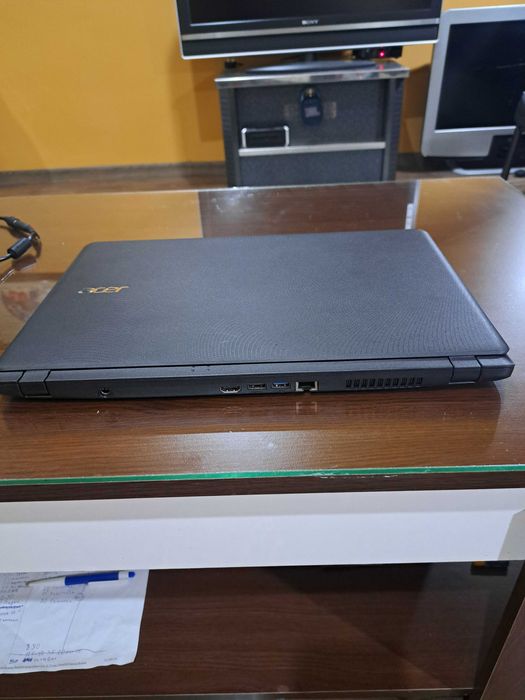 Продавам Laptop Acer Aspire ES 15!15,6 Инча  Никакви следи от употреба
