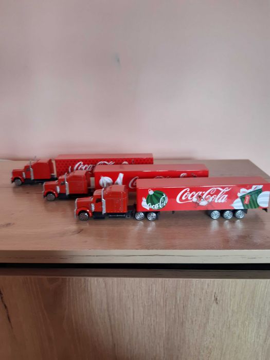 Колекция камиончета на Coca-Cola от 2025/26та год.Чисто нови